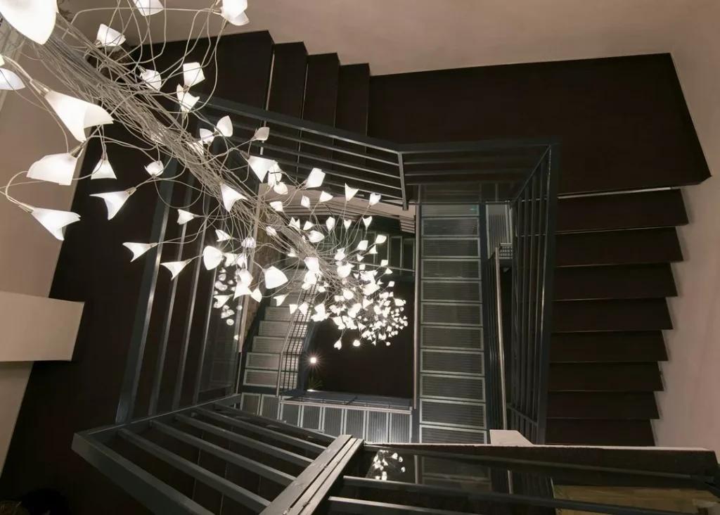 Banque Tarneaud Grand Ouest Escalier Haut
