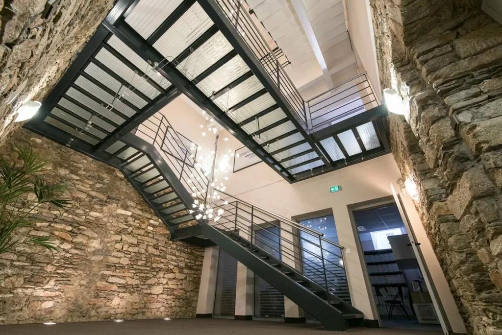 Banque Tarneaud Grand Ouest Escalier Rdc