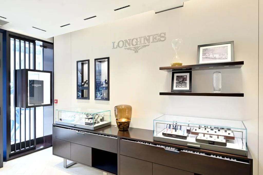 Longines Paris Presentoir