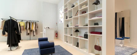 Boutiques Sandro, Maje et Claudie Pierlot au centre commercial Neyrpic de Grenoble aménagées par L2A Agencement