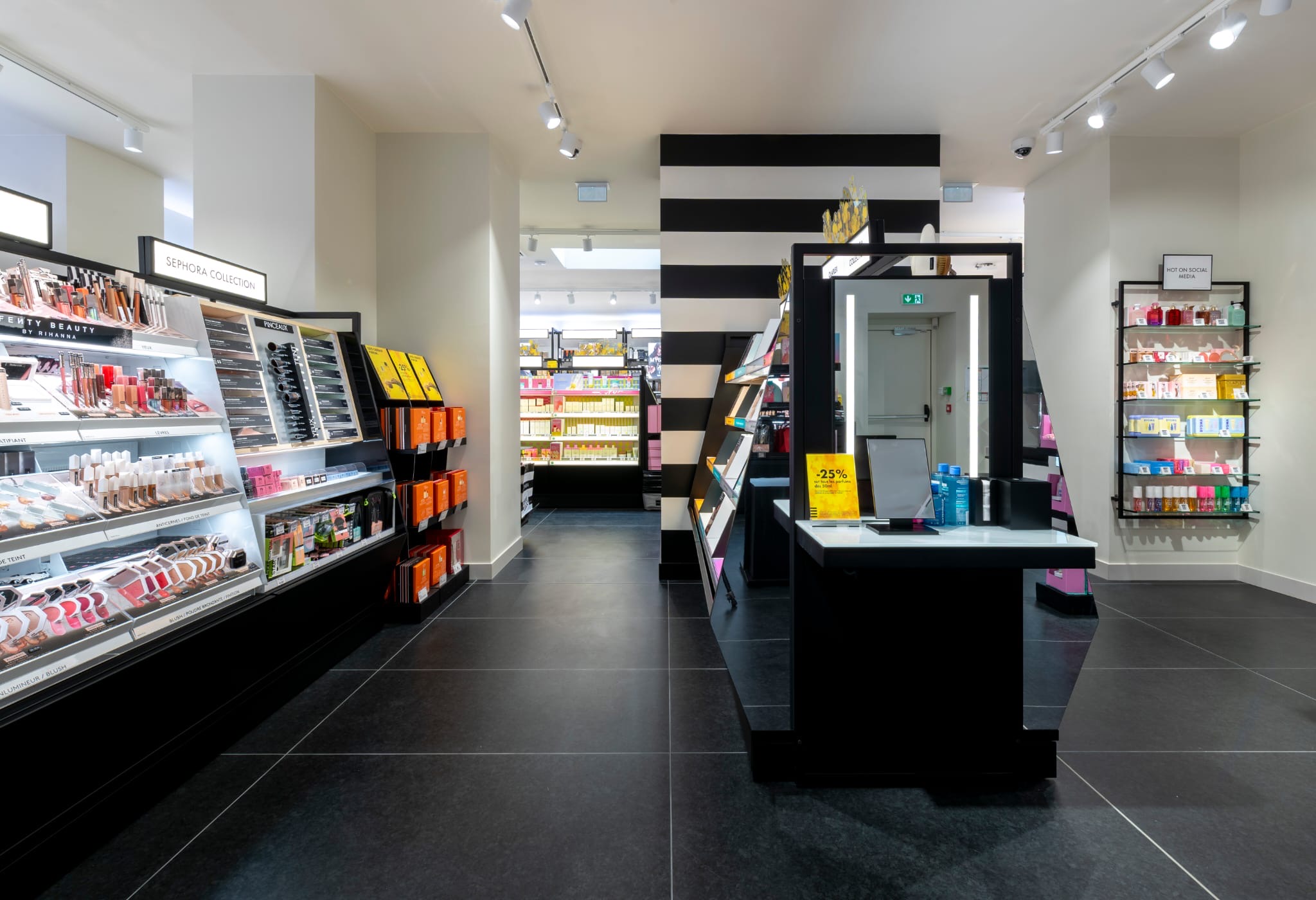 4 Interieure Magasin Sephora
