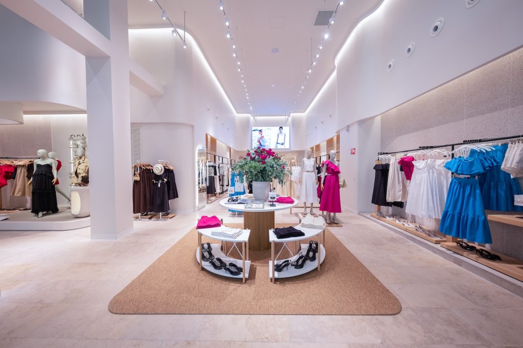 2 Mango Opera L2a Agencement