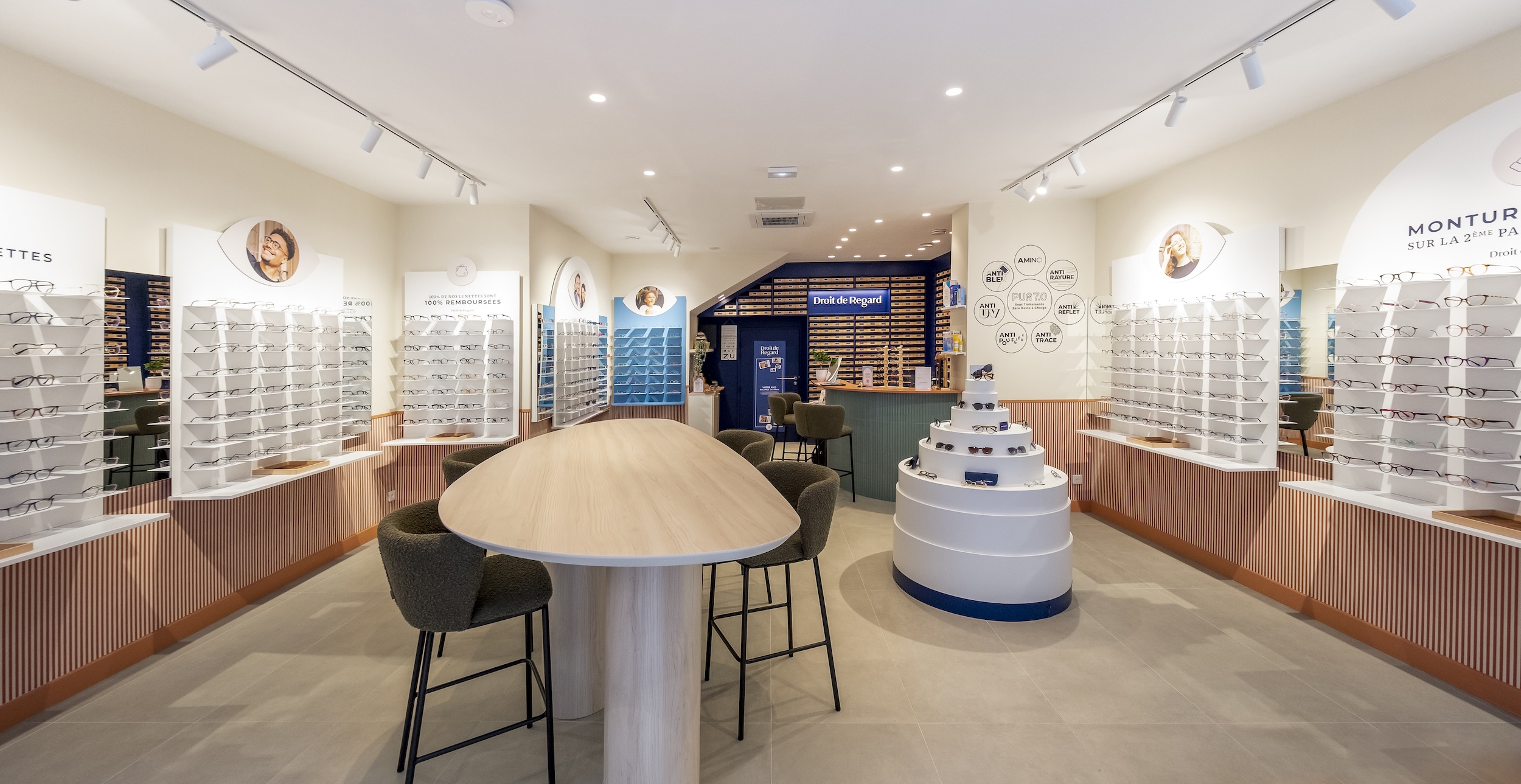 Intérieur Magasin Droit de Regard