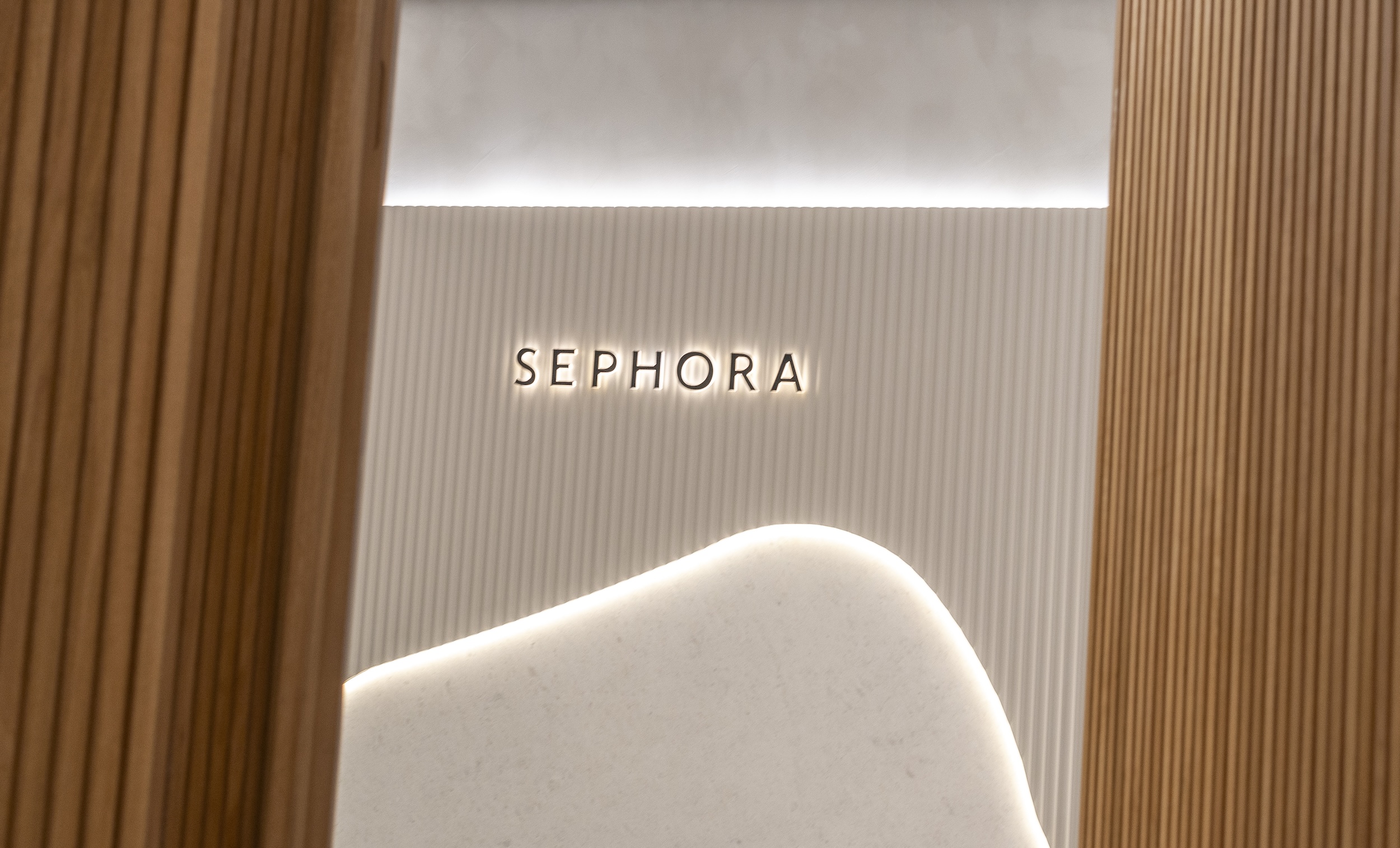 L2a Flagship Sephora Champs Elysées 101