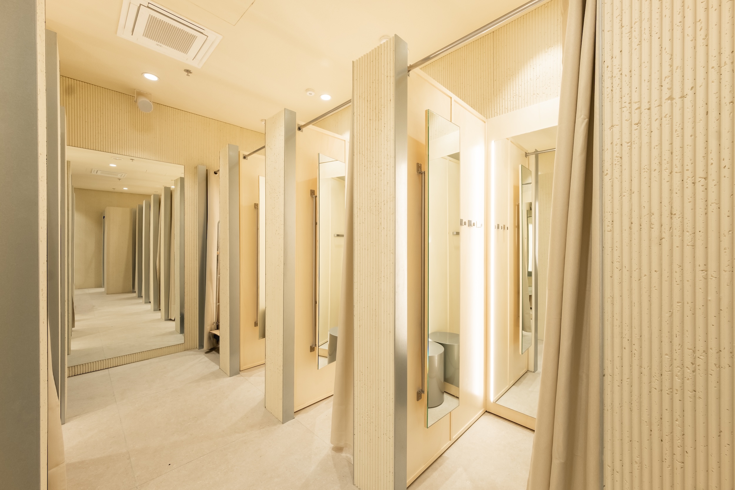 Cabines Agencement Celio Plaisir 23