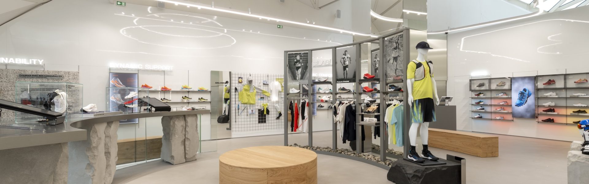 Banniere Boutique Retail Salomon Champs Elysees L2a