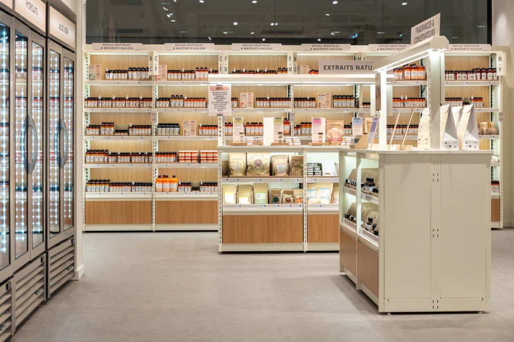 Rayons extraits naturels, huiles végétales et cosmétiques frais dans la boutique Aroma-Zone Vélizy