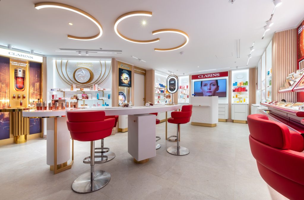 8 Agencement Luxe Clarins