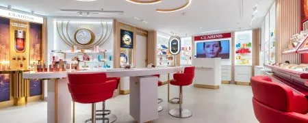 8 Agencement Luxe Clarins