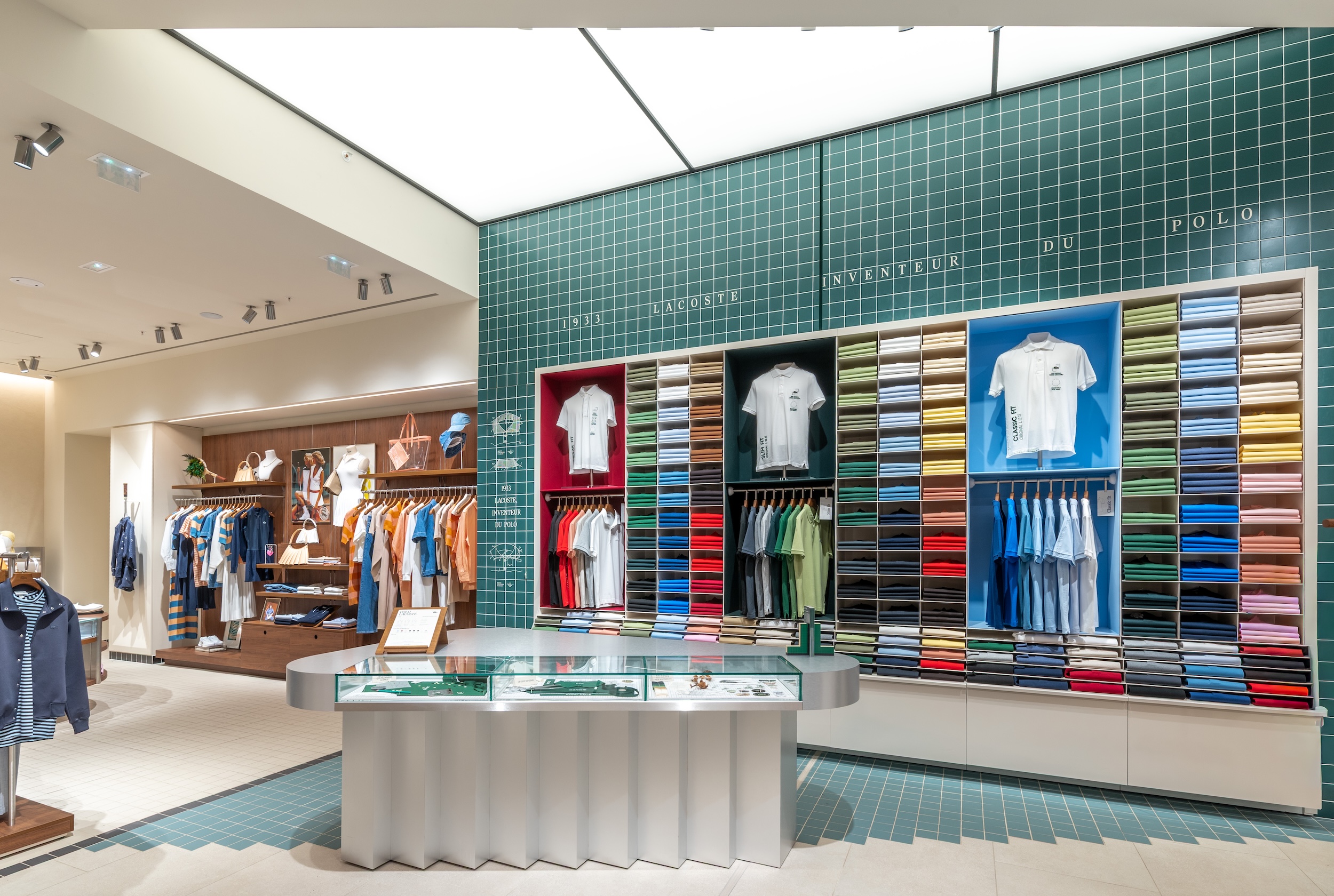 Realisation Lacoste Nice L2a Agencement 7