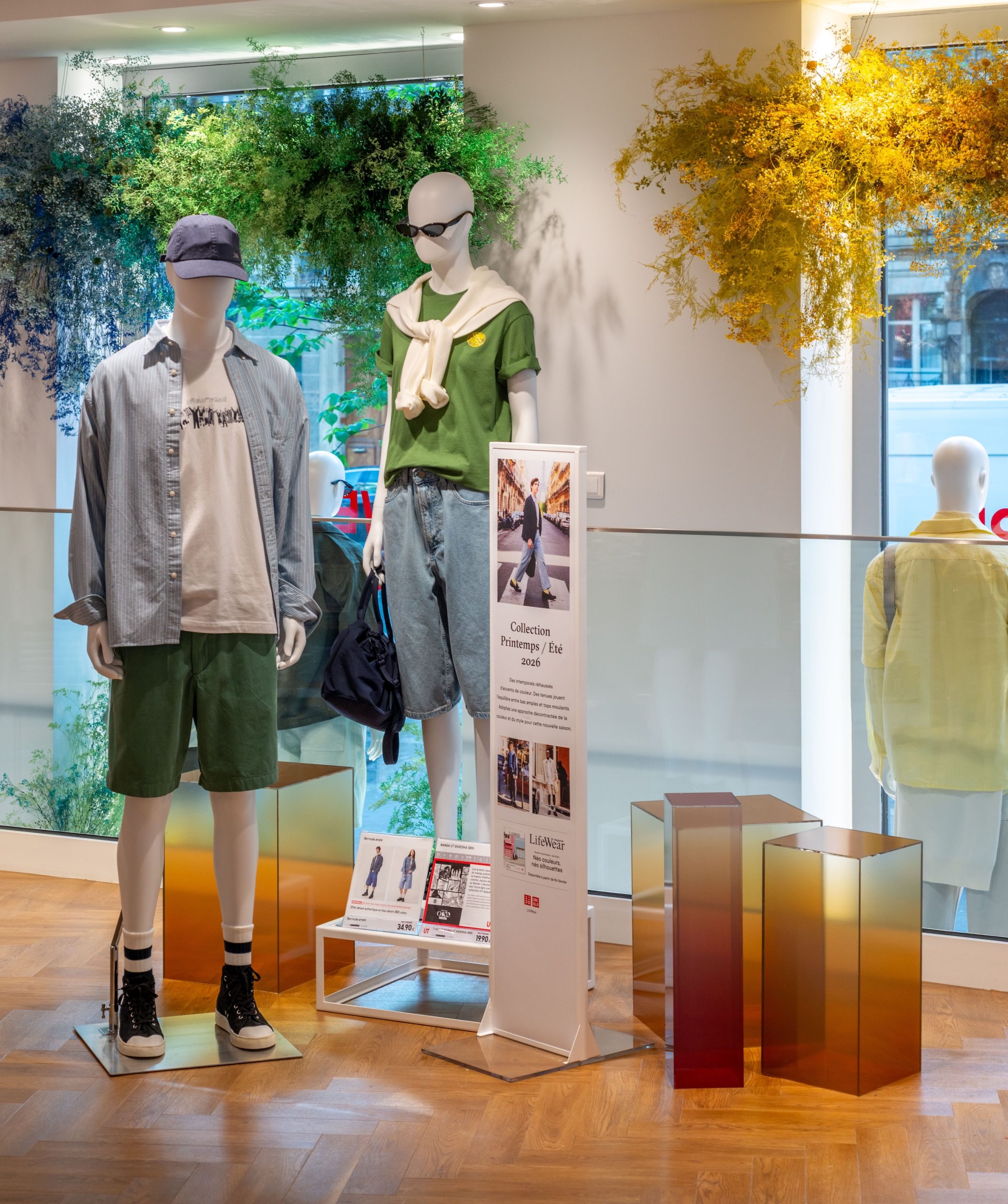 Realisation Uniqlo Paris L2a Agencement 11