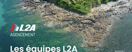 Vue de l'hôtel Les Bassans à Perros-Guirec, accompagné par L2A Agencement