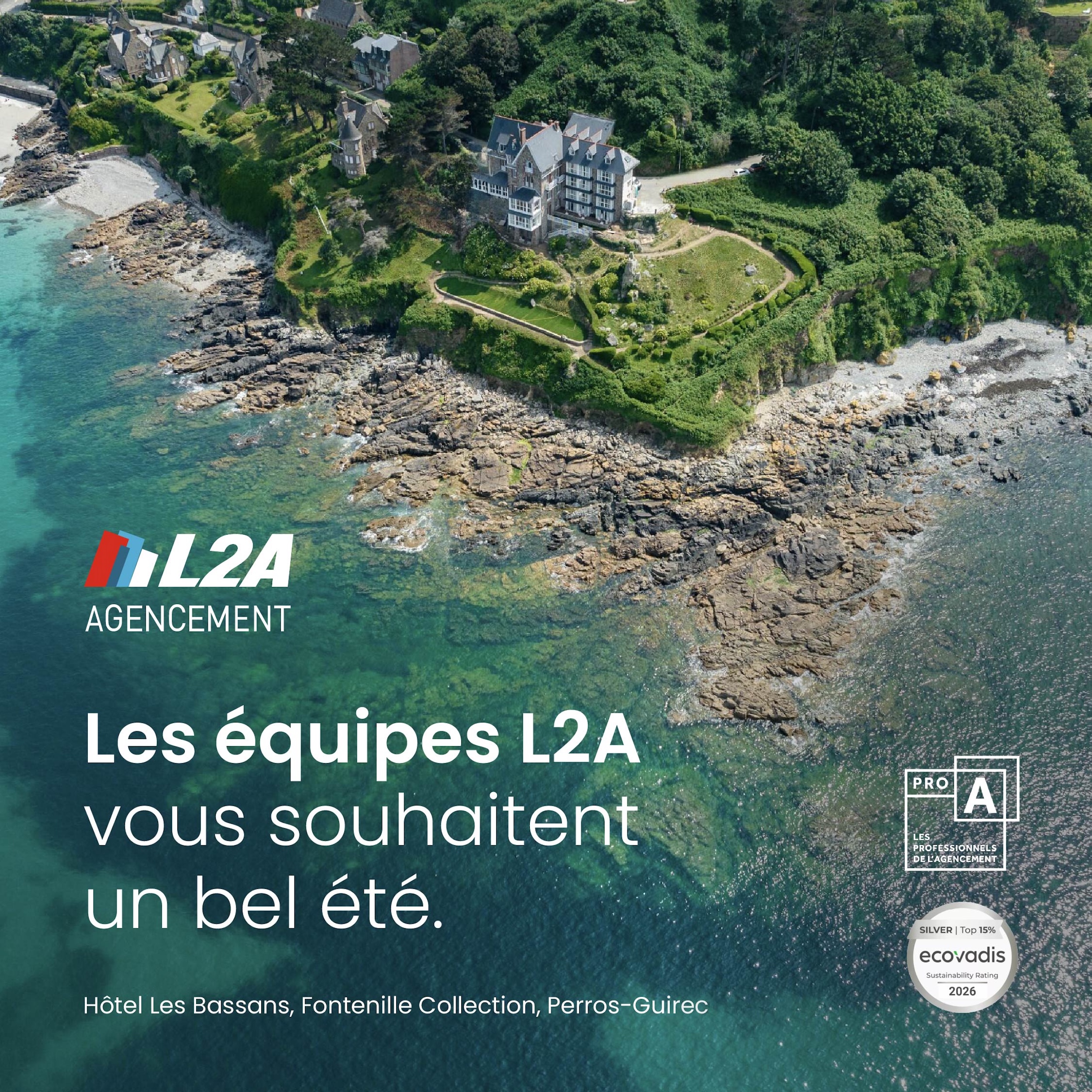 Vue de l'hôtel Les Bassans à Perros-Guirec, accompagné par L2A Agencement